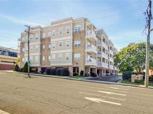 605 Market Street , Unit 208, Greensboro, NC 27401