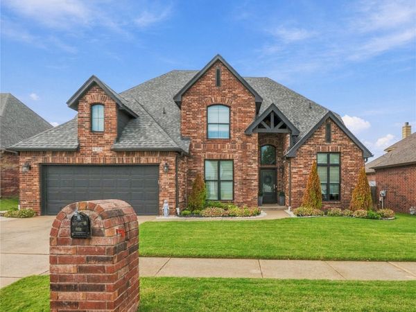 4108 S Redwood Avenue , Broken Arrow, OK 74011