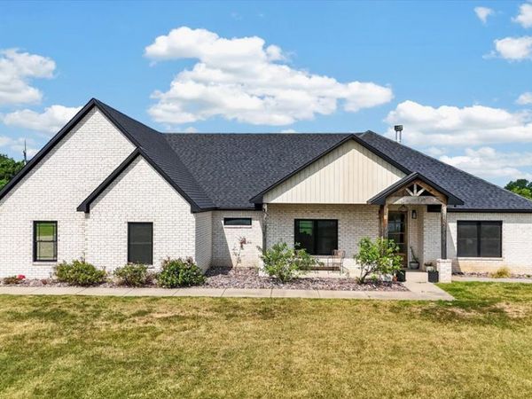 18695 Sand Plant Road , Spiro, OK 74959