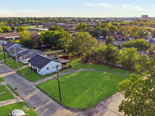 4017 Pickett Street , Greenville, TX 75401