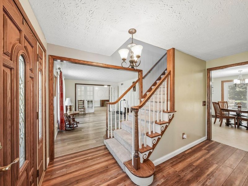 2337 Reno Drive NE, Louisville, OH 44641 Photo 4