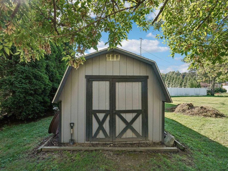 2337 Reno Drive NE, Louisville, OH 44641 Photo 43