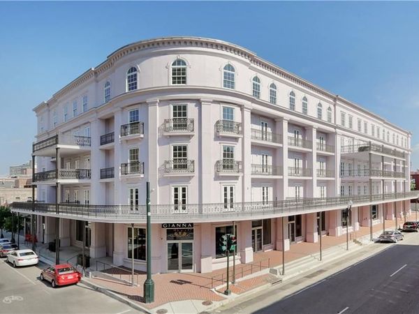 700 MAGAZINE Street, Unit 405, New Orleans, LA 70130