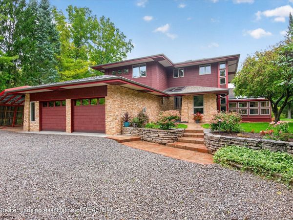 2310 Raby Road, East Lansing, MI 48823