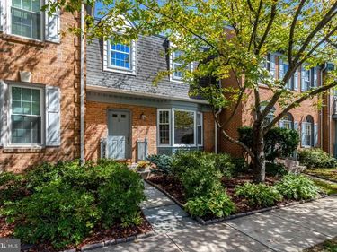 5928 WESCOTT HILLS WAY, ALEXANDRIA, VA 22315