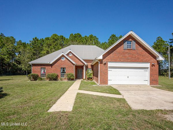 8699 Old Ccc Camp Road, Ocean Springs, MS 39564