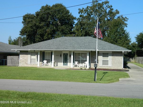 7929 Hilo Way, Diamondhead, MS 39525