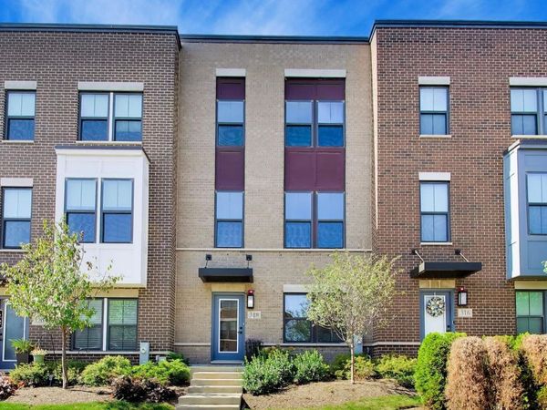 318 S Elm Street , Unit 318, Mount Prospect, IL 60056