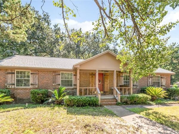 3801 Hilton Drive, Mobile, AL 36693