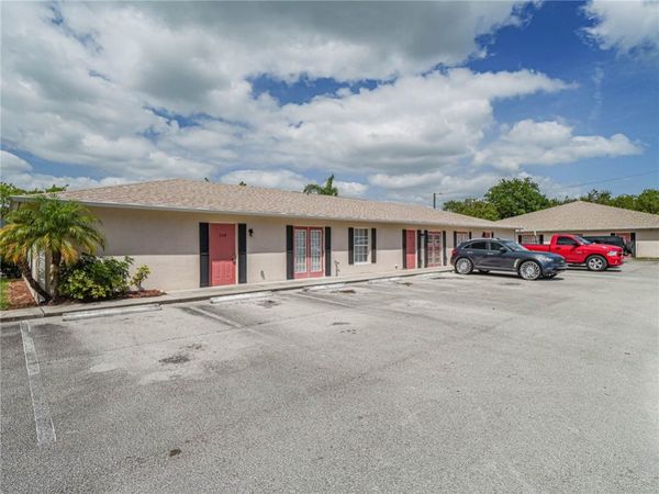 528 13th Place , Unit 528, Vero Beach, FL 32960