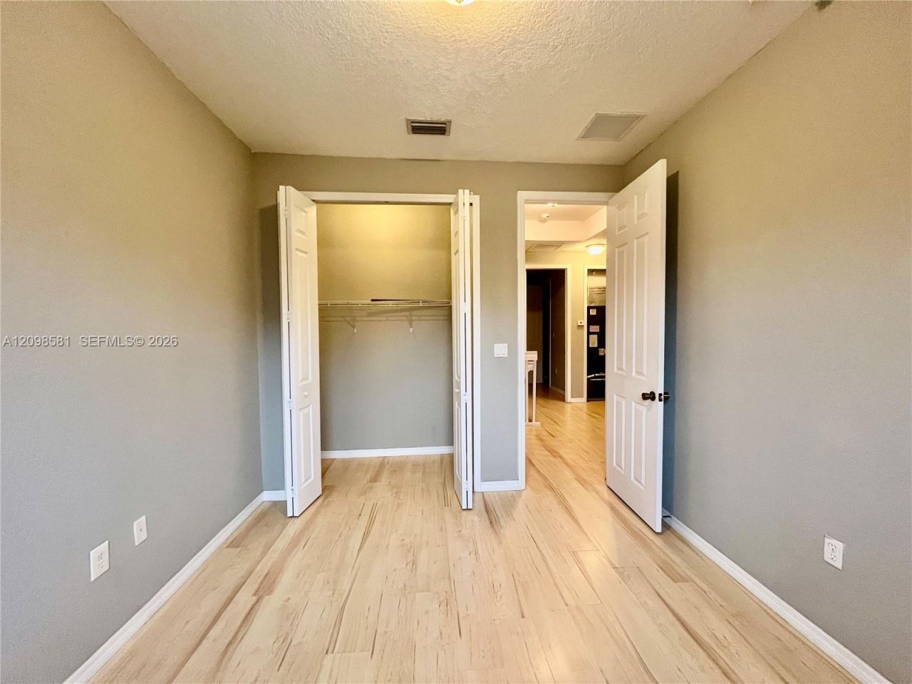 646 NE 35th Ave, Unit 646, Homestead, FL 33033 Photo
