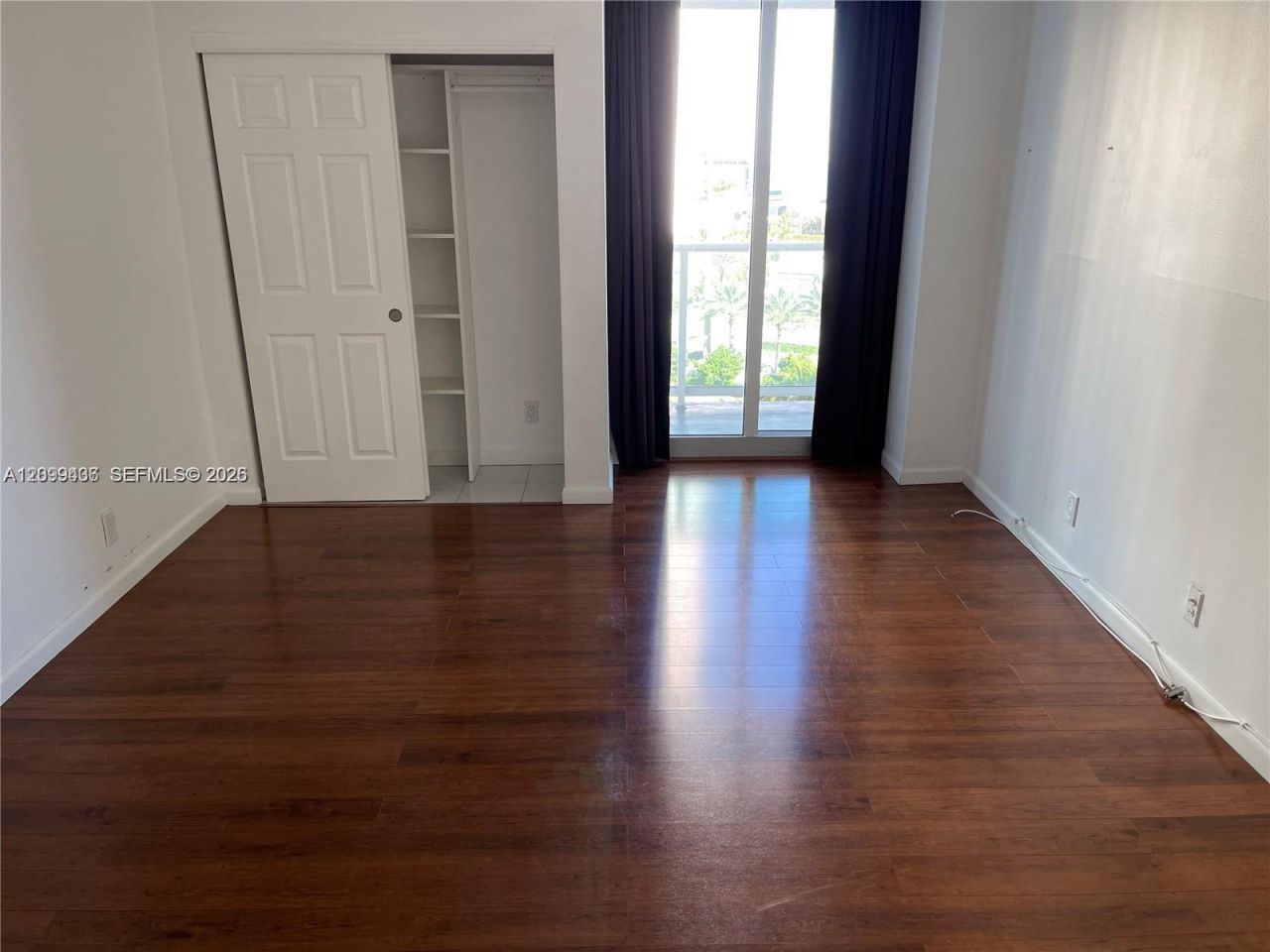 100 Bayview Dr , Unit 812, Sunny Isles Beach, FL 33160 Photo