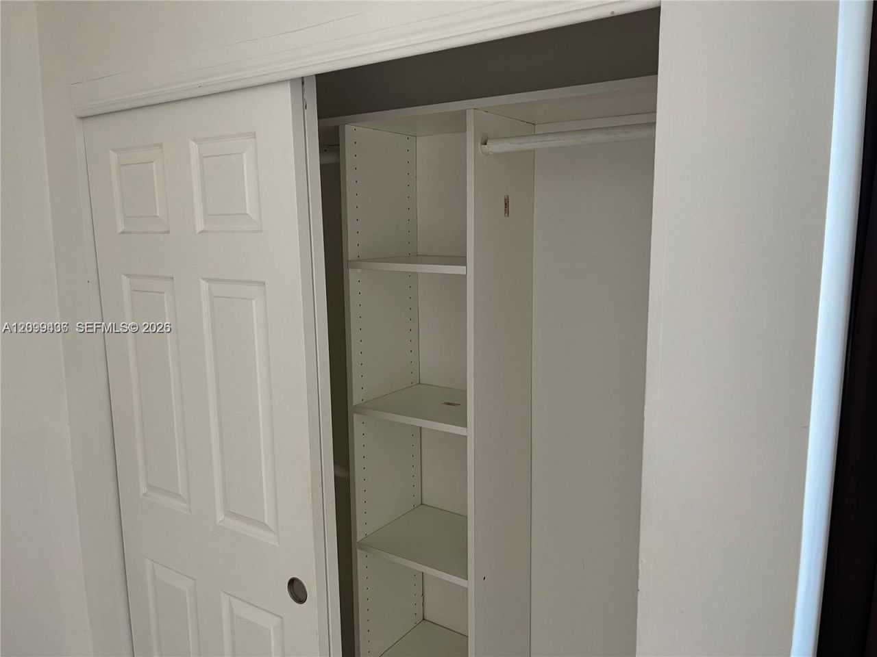 100 Bayview Dr , Unit 812, Sunny Isles Beach, FL 33160 Photo