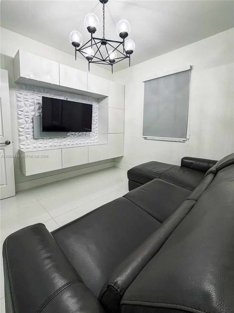 3418 W 108th St , Hialeah, FL 33018 Photo
