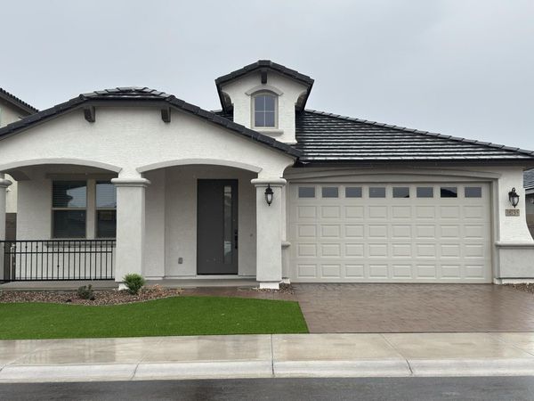 18755 W MONTEROSA Street, Litchfield Park, AZ 85340