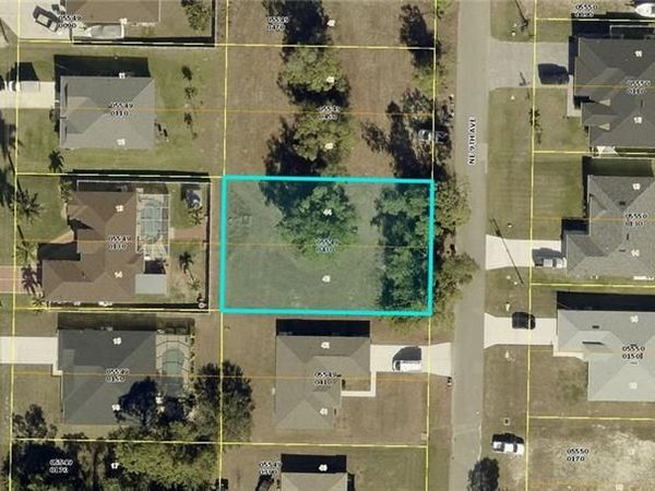 3562 NE 9th AVE , CAPE CORAL, FL 33909