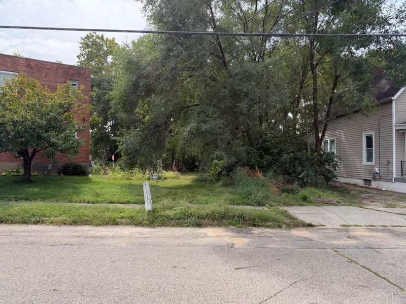 1 Spruce Street, Elmwood Place, OH 45216 Photo 5