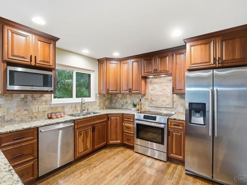 9110 Willow Creek Drive, Loveland, OH 45140 Photo 15