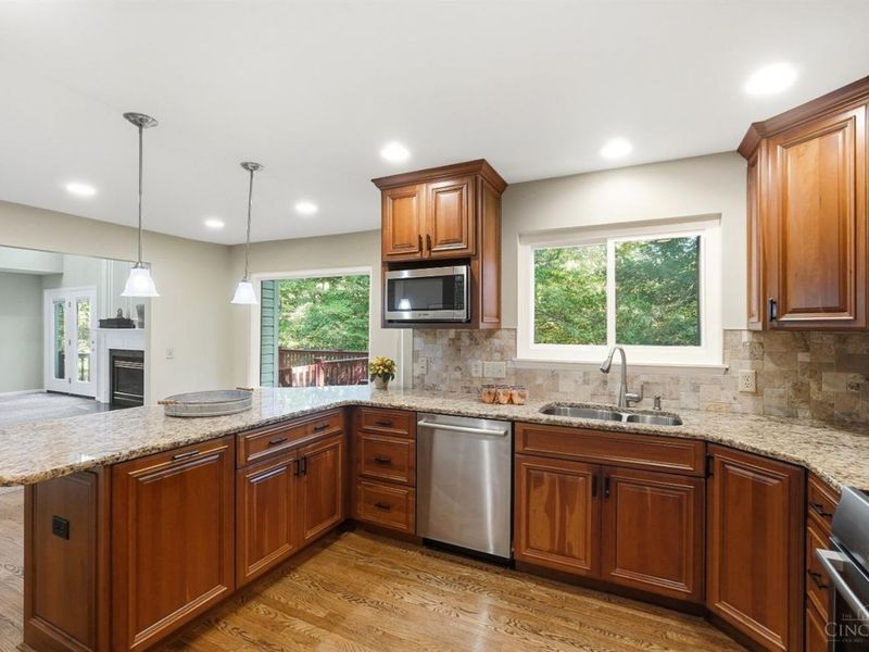9110 Willow Creek Drive, Loveland, OH 45140 Photo 16
