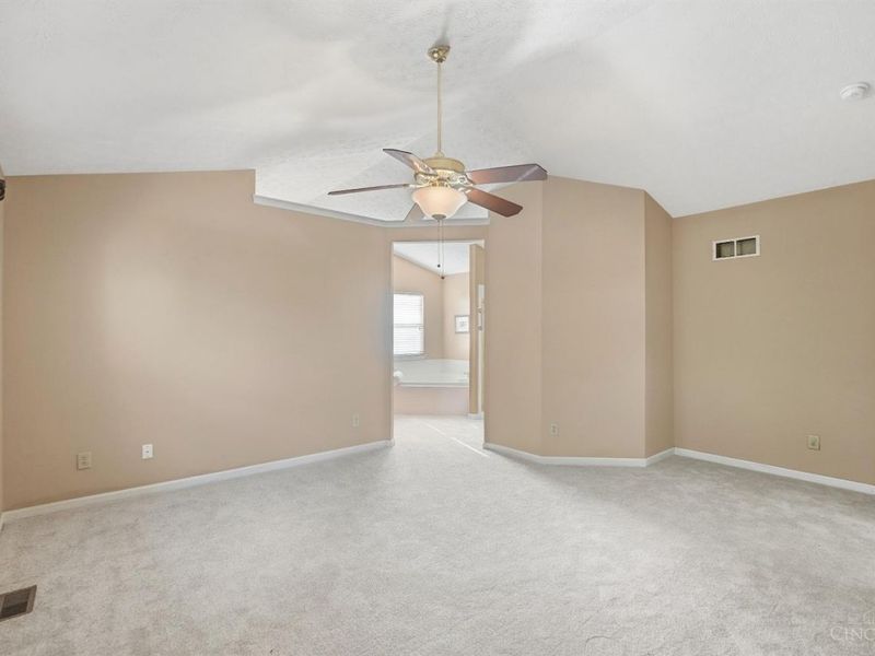 9110 Willow Creek Drive, Loveland, OH 45140 Photo 34