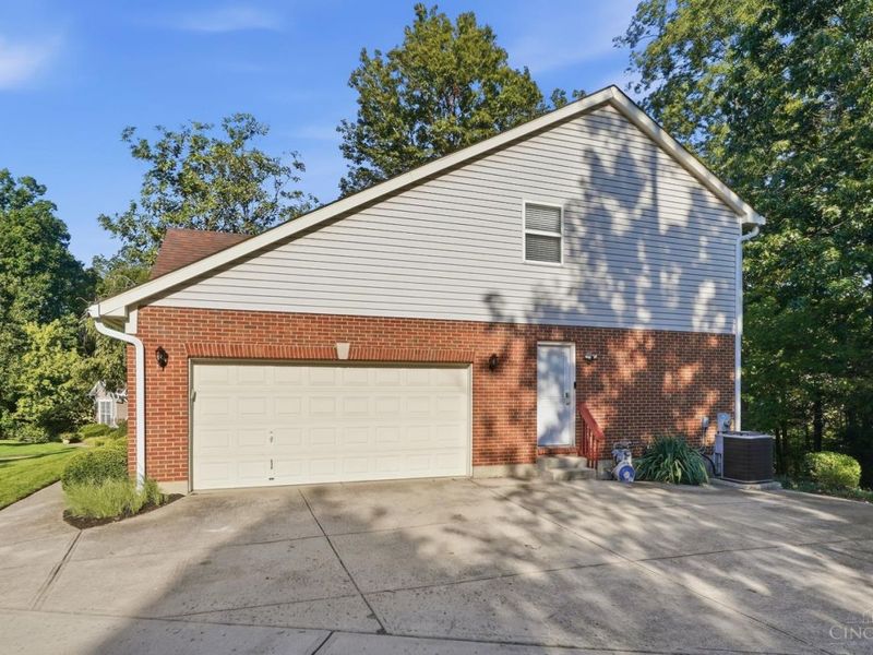 9110 Willow Creek Drive, Loveland, OH 45140 Photo 66