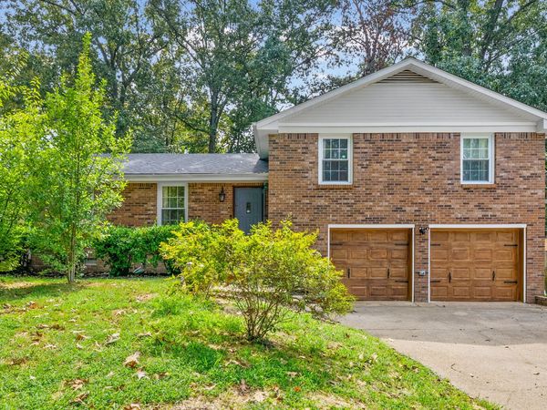 245 Millstone Cir , Clarksville, TN 37042