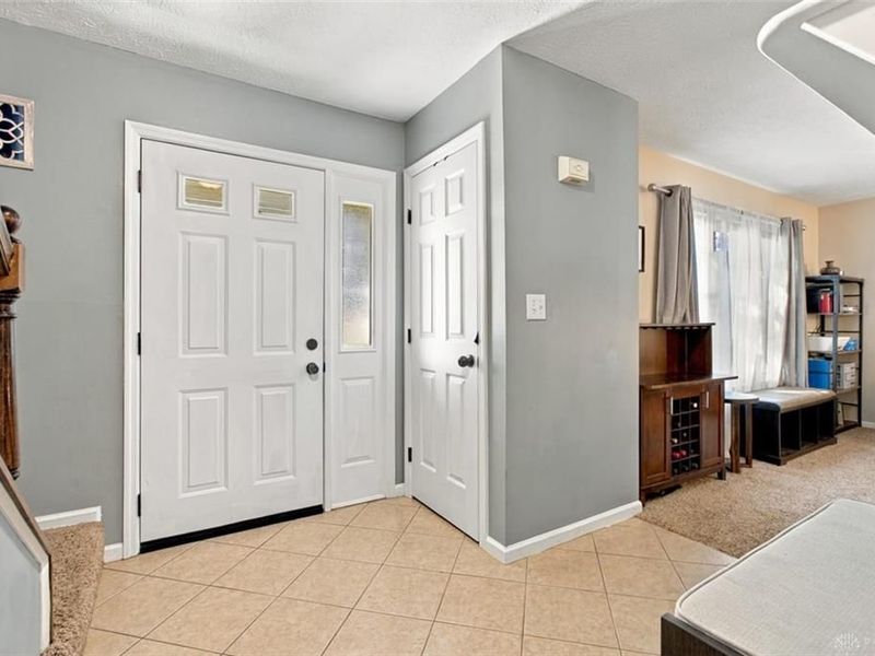 407 Pebble Court, Springboro, OH 45322 Photo 3