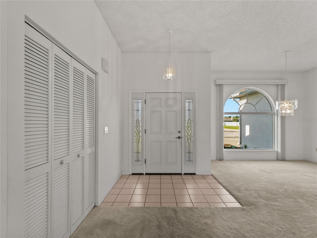 5121 Palm Aire Drive , Sarasota, FL 34243 Photo