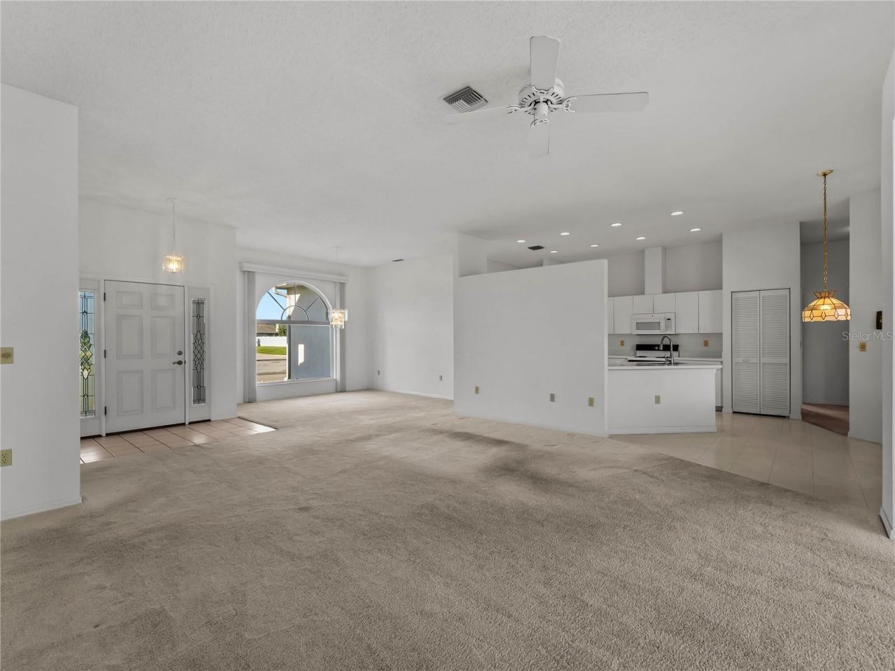5121 Palm Aire Drive , Sarasota, FL 34243 Photo