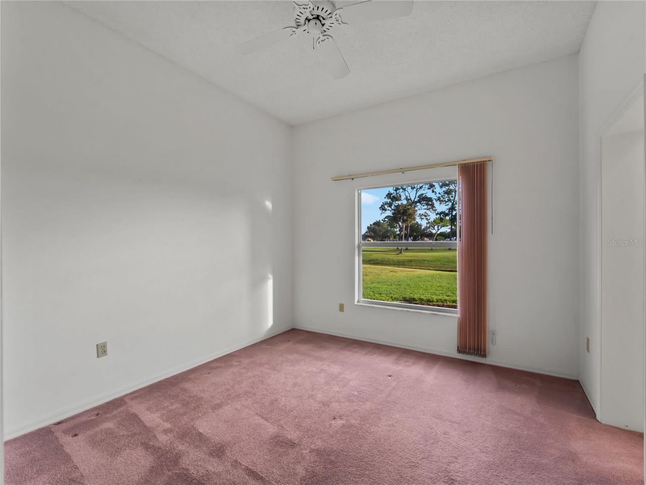 5121 Palm Aire Drive , Sarasota, FL 34243 Photo