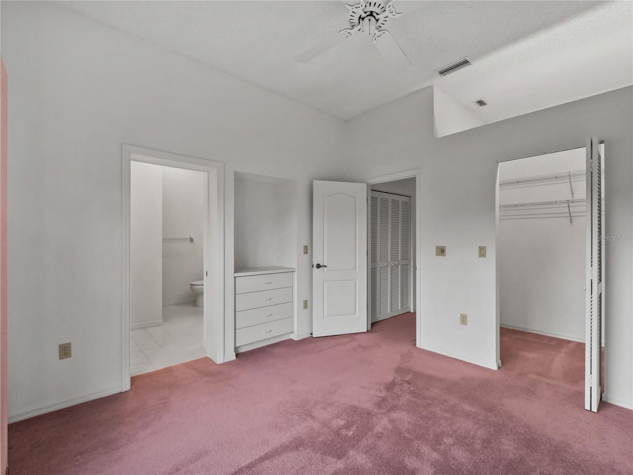 5121 Palm Aire Drive , Sarasota, FL 34243 Photo