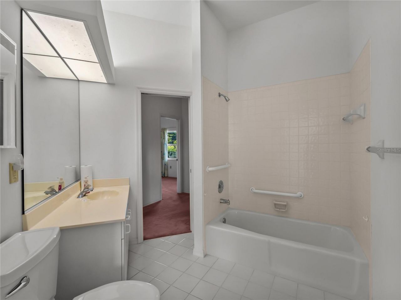 5121 Palm Aire Drive , Sarasota, FL 34243 Photo