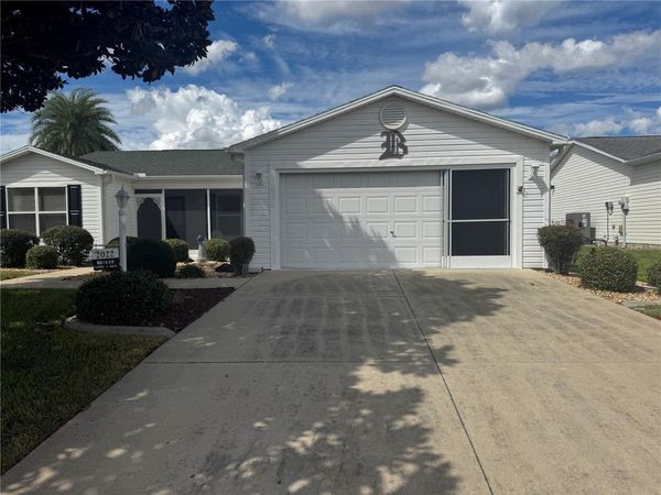 2022 CASTANO PLACE , THE VILLAGES, FL 32159
