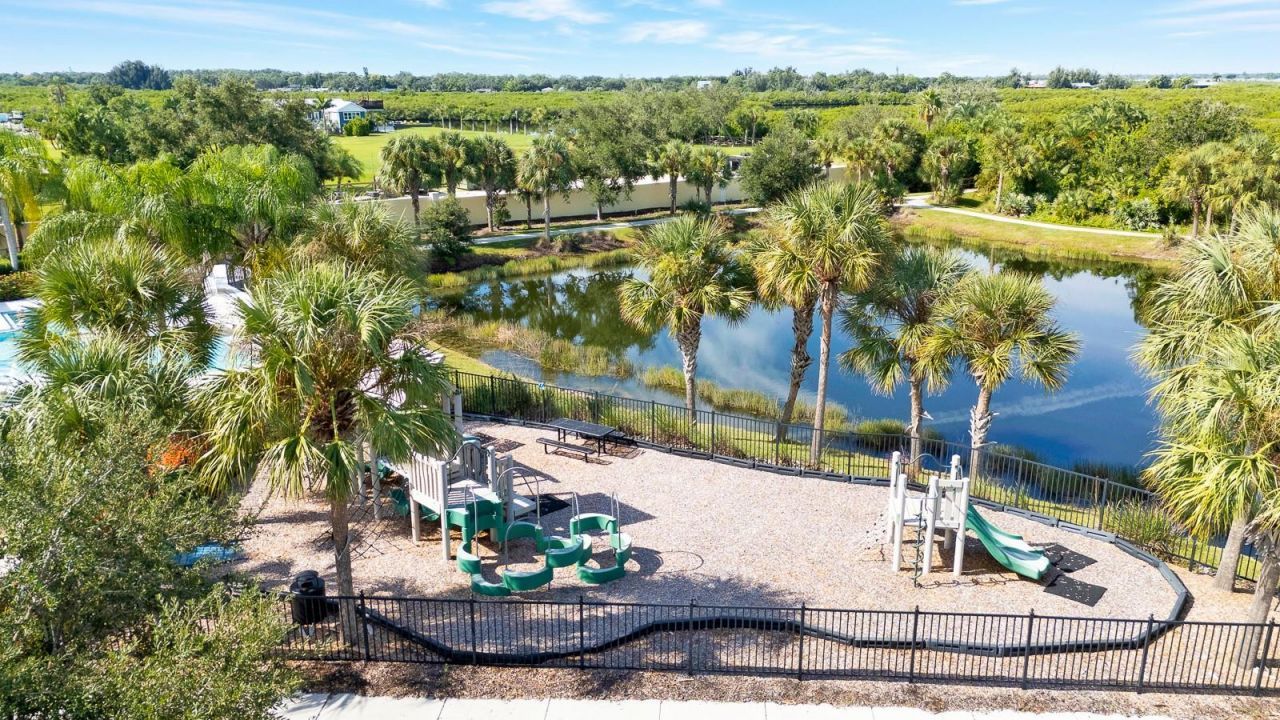 1475 Blue Horizon Circle, Bradenton, FL 34208 Photo