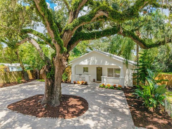 1506 E NORTH BAY STREET , TAMPA, FL 33610
