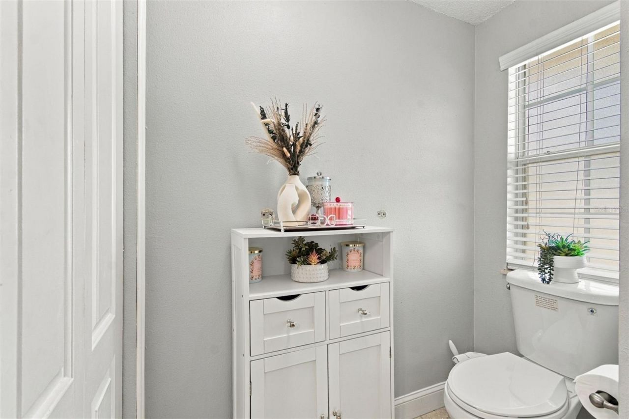 1325 Oakcrest Drive , Brandon, FL 33510 Photo