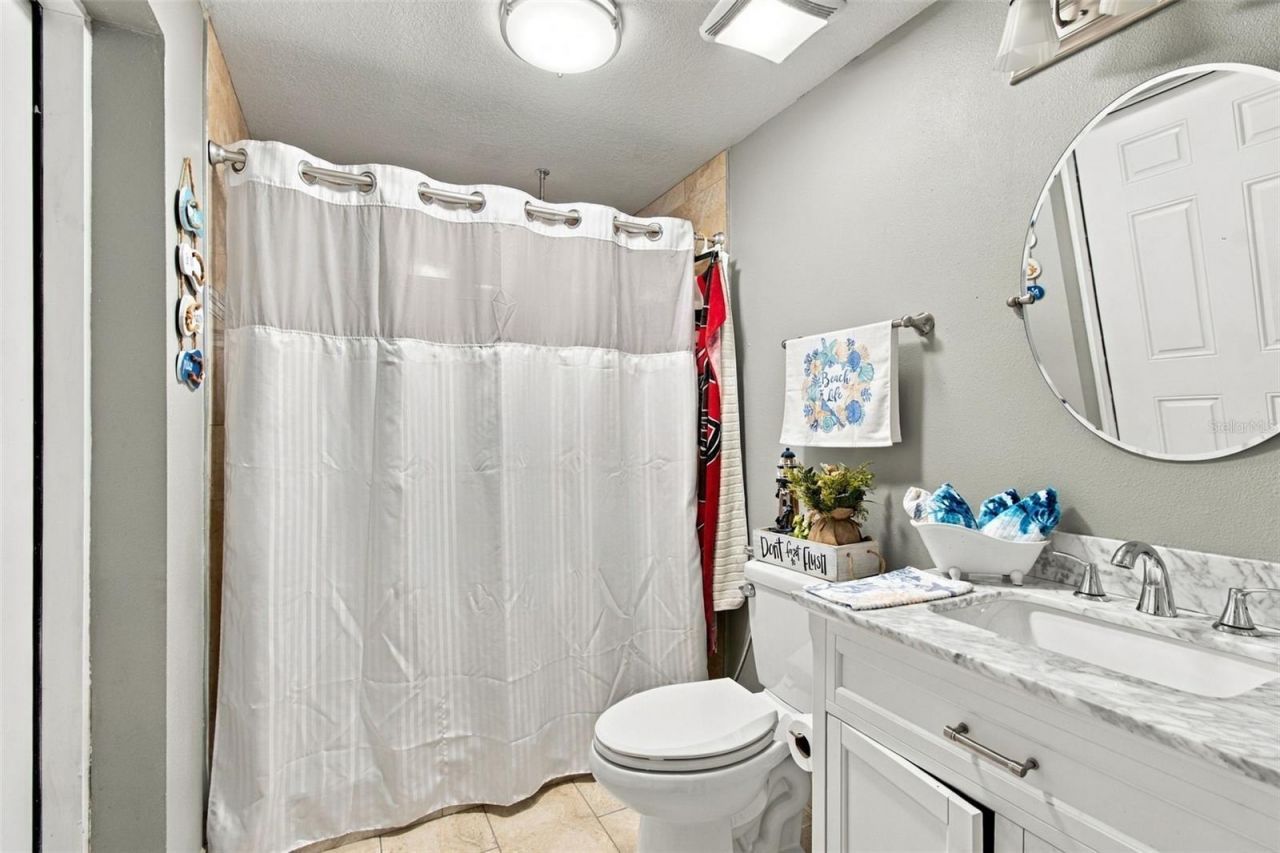 1325 Oakcrest Drive , Brandon, FL 33510 Photo