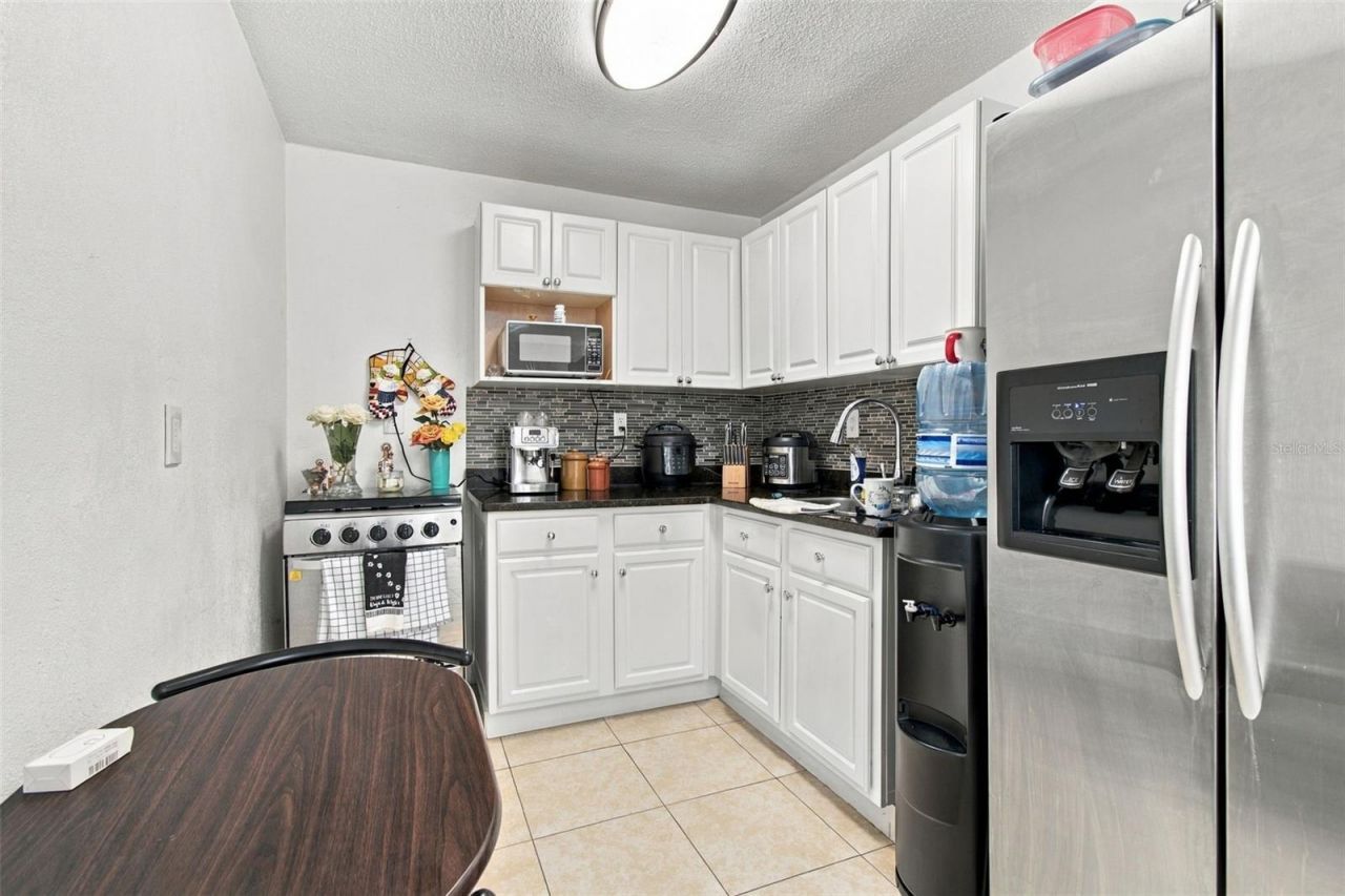 1325 Oakcrest Drive , Brandon, FL 33510 Photo