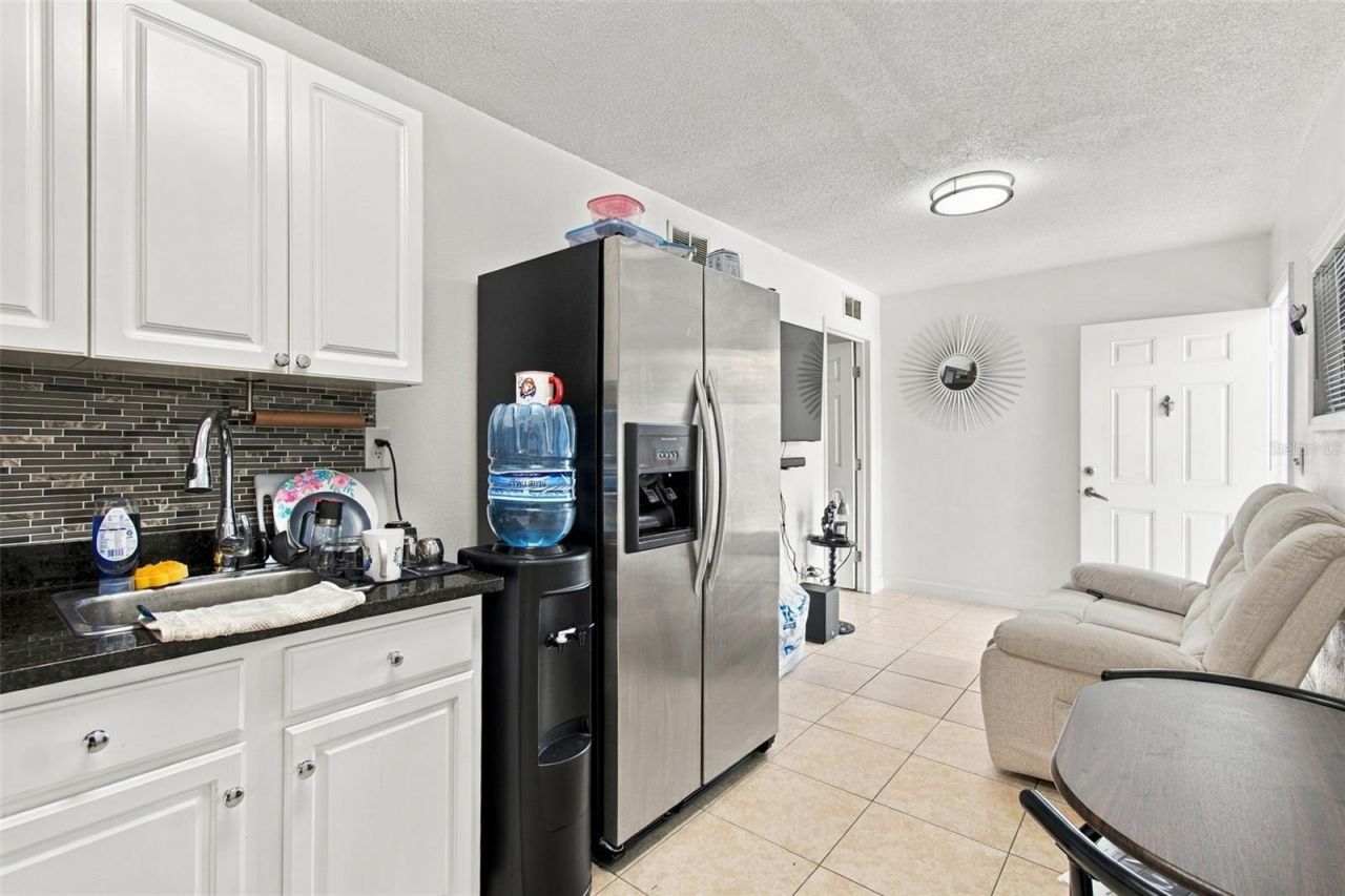 1325 Oakcrest Drive , Brandon, FL 33510 Photo