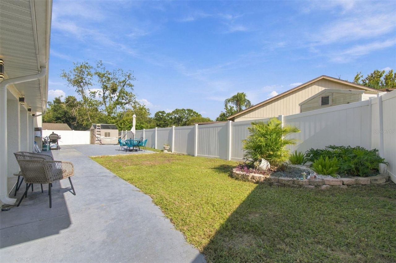 1325 Oakcrest Drive , Brandon, FL 33510 Photo