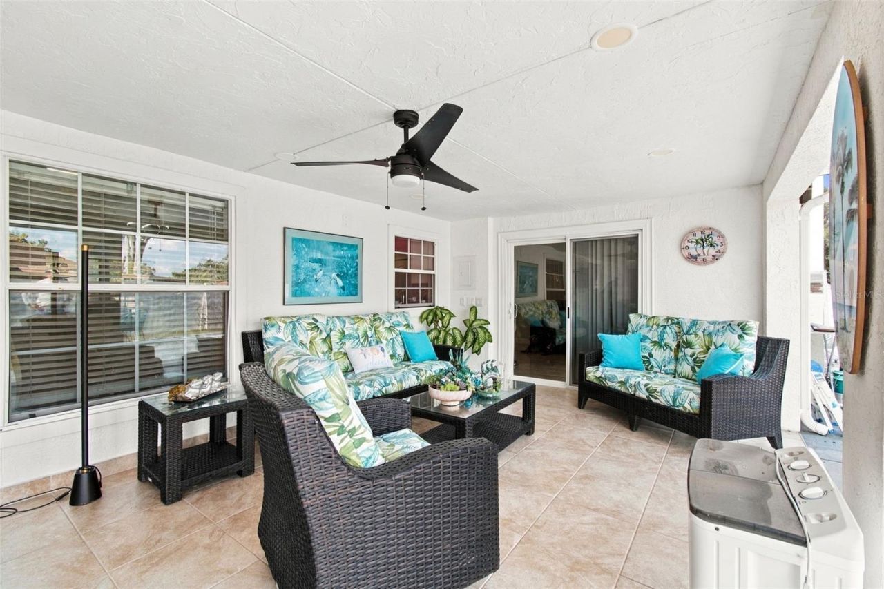 1325 Oakcrest Drive , Brandon, FL 33510 Photo