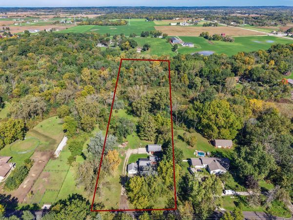 S106W20110 N Shore Dr, Muskego, WI 53150