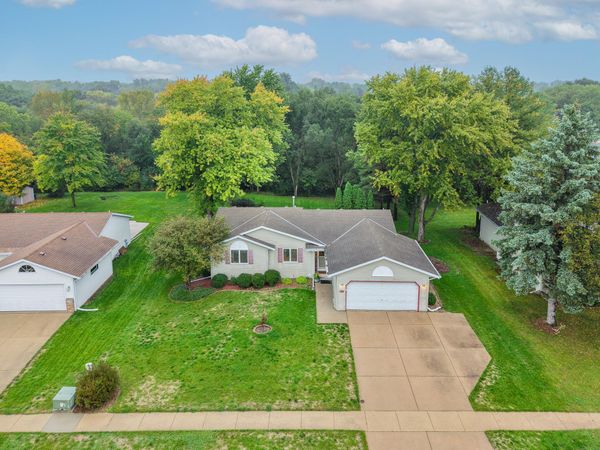 2796 Thomas Dr, East Troy, WI 53120