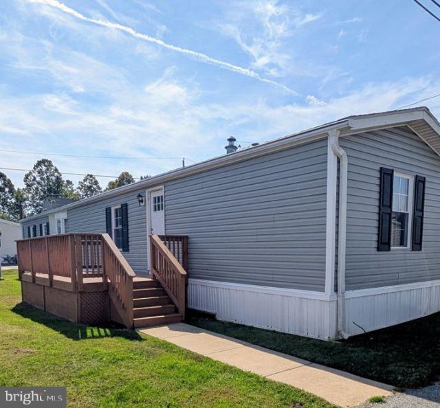 9 FLEMING DRIVE , COATESVILLE, PA 19320
