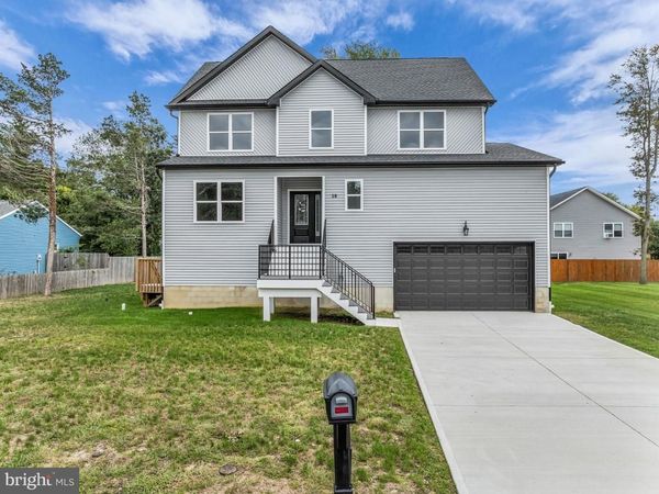18 PLANTATION DRIVE, TUCKERTON, NJ 08087