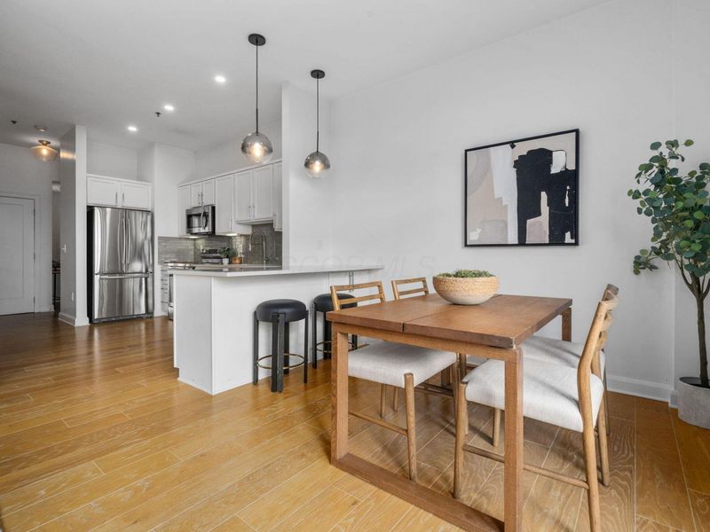 825 N 4th Street , Unit 407, Columbus, OH 43215 Photo 6