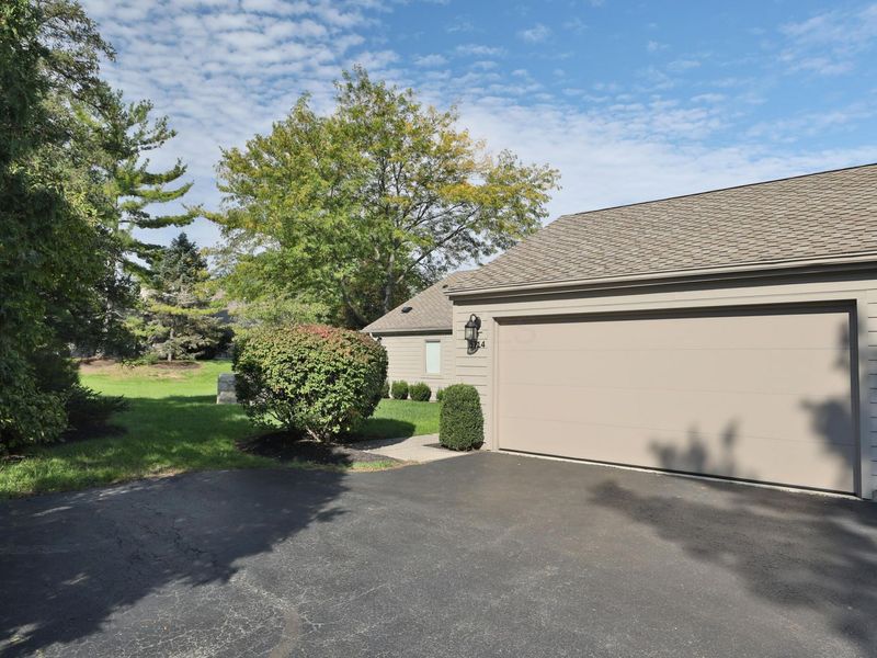 5714 Strathmore Lane, Unit 25, Dublin, OH 43017 Photo 7