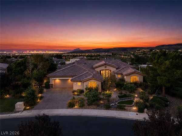 6 Brookridge Drive , Henderson, NV 89052