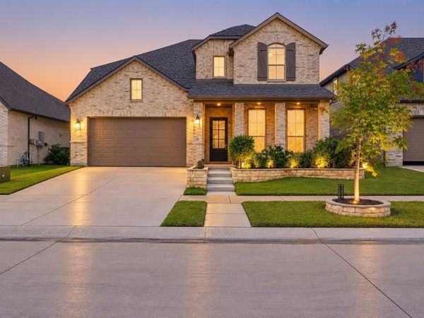 1521 Wren Street , Argyle, TX 76226
