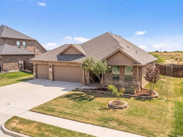 3448 Chloe Avenue, Krum, TX 76249